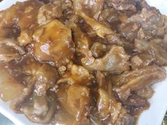 红烧牛窝骨-同发号饭庄(复兴路店)