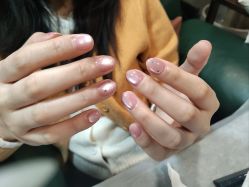 -情同手足美甲美睫