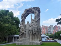 -上海市龙华烈士陵园