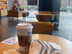 -星巴克臻选(上海长风大悦城店)