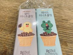 -LINE FRIENDS Garosu-gil Flagship Store