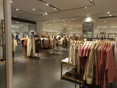 -URBAN REVIVO(佛山南海万达广场店)
