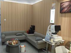 -视野联行眼镜·蔡司·尼康·豪雅·依视路(青浦宝龙店)