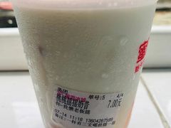 桃桃摇摇奶昔-蜜雪冰城(山东路店)