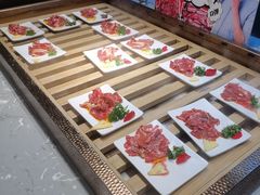 -山焱·炭火自助烤肉(周浦万达店)