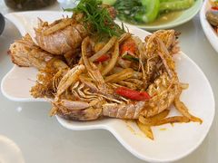 -覃记海鲜美食餐厅