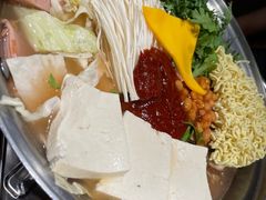 部队火锅-富乐满韩国正宗炸鸡韩国料理(虹泉路店)