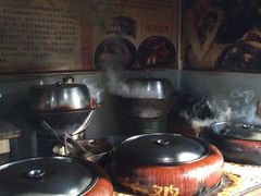 -贾老板缸肉馆(潮韵街店)
