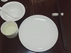 餐具摆设-董府·古宅餐厅