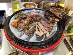 -哈哈碳都·牛肋条无限自助烤肉(宝龙店)