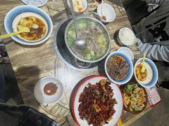 -冯烫烫跷脚牛肉·川菜小馆(武胜西街店)