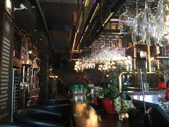 -爱啤精酿·民谣酒馆(滨江店)