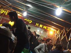等位区-弓虽昌焖烧鸡(大竹林店)