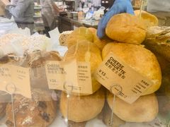 芝士粒粒法包-PAPER STONE BAKERY(天环店)