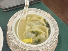 荠菜鳕鱼馄饨-麟1929(外滩店)