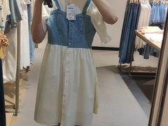 -URBAN REVIVO(济南领秀城贵和购物中心店)