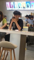 -桃桃屿·潮牌酷银(世纪荟店)