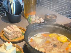 -罗勒家·养生火锅· Bistro(大望路店)