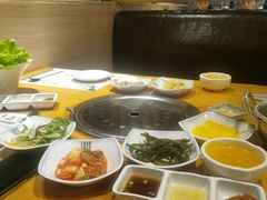 -唯成•韩国炭火烤肉 유성고기