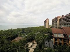 -三亚湾海居铂尔曼度假酒店