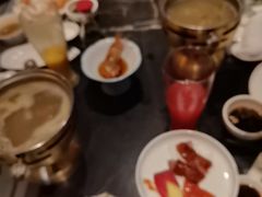 -半岛翡丽海鲜自助餐厅(观风亭店)