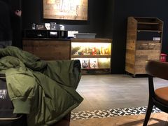 -星巴克(上海虹桥南丰城办公楼店)