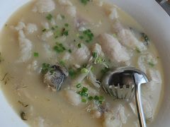 -严记小天府酸菜鱼(西四路店)