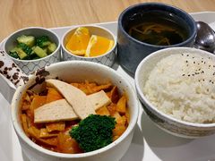 -轻蔬不用等·素食(江苏路店)