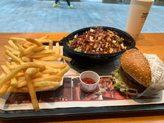 -The Habit Burger Grill 哈比特汉堡(复兴soho店)