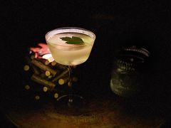-Shift cocktail bar鸡尾酒吧