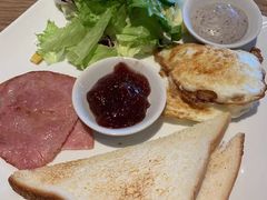 -必胜客(欧亚卖场店)