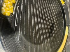 -山野的朋友露营炭火烤肉