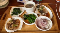 -卓玥国际月子会所(罗山路店)