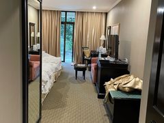 -昆明春城湖畔度假村