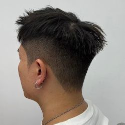-尤司男士国潮理发馆