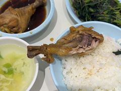 -荣华基·现炒快餐(肇嘉浜路店)