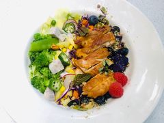 -F+轻食健身赋能空间(中华北路国贸商场店)