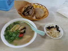 -洪峰浩老北京烧饼夹肉(角门路店)