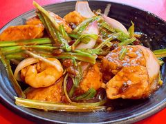 -大树下海鲜饭店