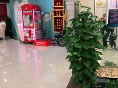 -茂菊口腔连锁(浦东南路店)