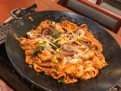 铁板章鱼五花肉-春熙台韩国料理·章鱼肥牛(西丽店)