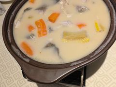 -顺峰海鲜酒楼(省府店)