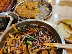 -柳州肥姨妈大骨螺蛳粉(东靖路店)