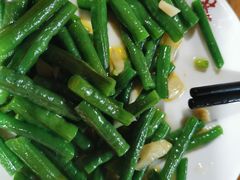 -陇上全荟兰州传统牛肉面(延吉路店)