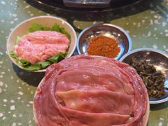 -五里关火锅(上海鑫耀·光环Live店)