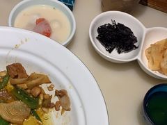 -佬麻雀·新湘菜(东方宝泰店)