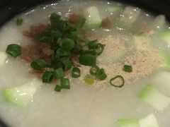 -景月阁空中食府(希尔顿酒店)