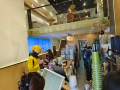 -易阿姨奶茶(万达店)