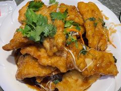 -三兄弟灰太狼烧烤.龙虾烤鱼(上海交大店)