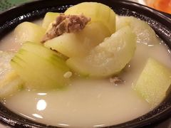 章鱼莲藕煲-六婶西关小厨(光塔路店)